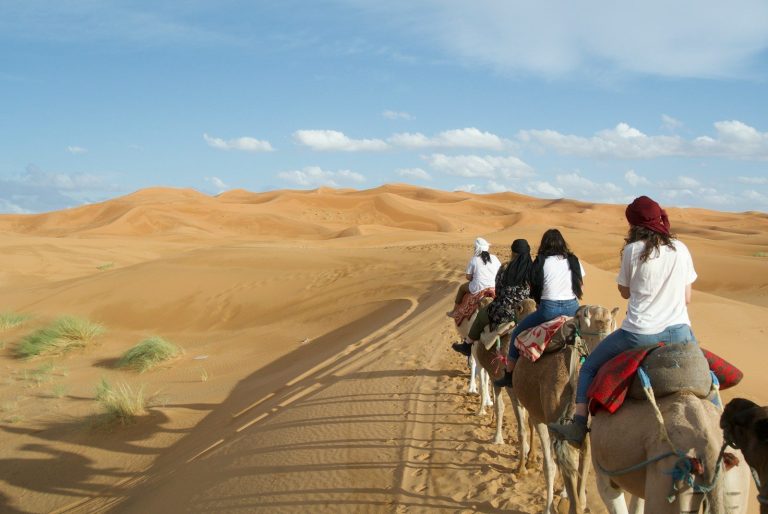 Tour de 3 días desde Marrakech a Fez vía desierto de Merzouga